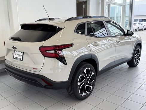 New 2026 Chevrolet Trax RS w/ Sunroof Package image 33