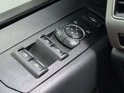 Used 2022 Ford F250 Lariat w/ Lariat Ultimate Package AWD/4WD image 25