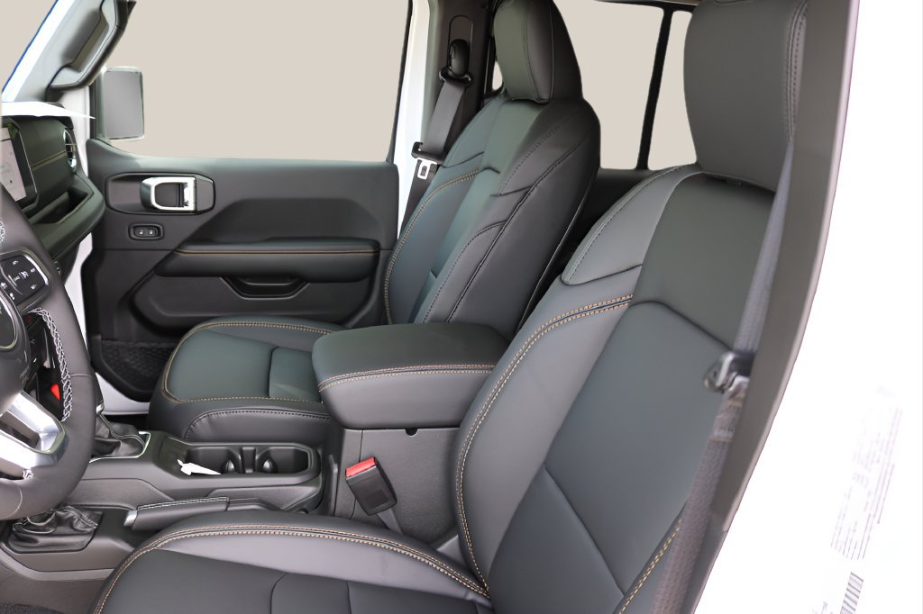 New 2027 Jeep Wrangler Unlimited Sahara AWD/4WD image 12