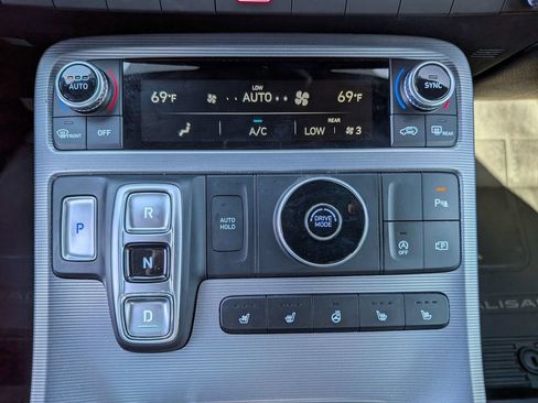 Used 2024 Hyundai Palisade Calligraphy FWD image 34