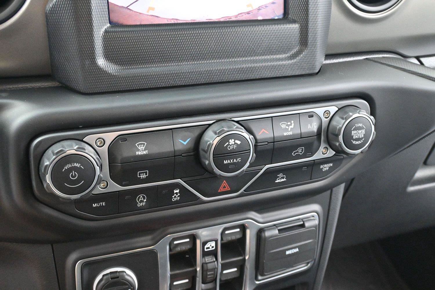 Used 2023 Jeep Wrangler Unlimited Sport AWD/4WD image 21