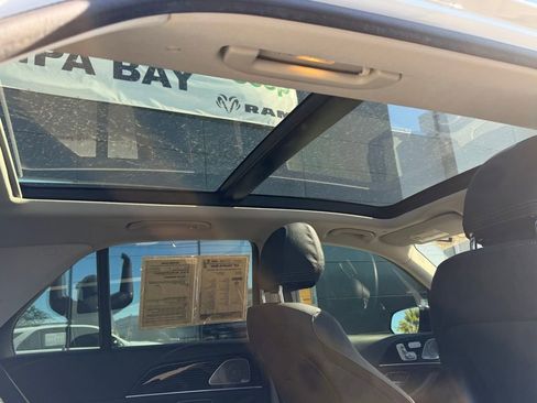 Used 2024 Mercedes-Benz GLE 580 4MATIC image 35