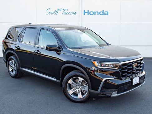 Used 2025 Honda Pilot EX-L image 2