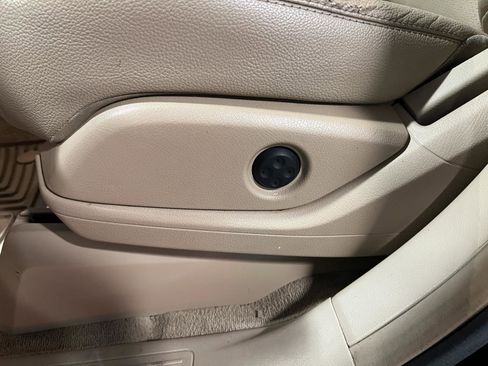 Used 2013 Mercedes-Benz ML 350 4MATIC image 24