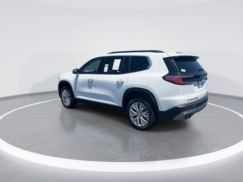 Used 2024 GMC Acadia Elevation AWD/4WD image 6