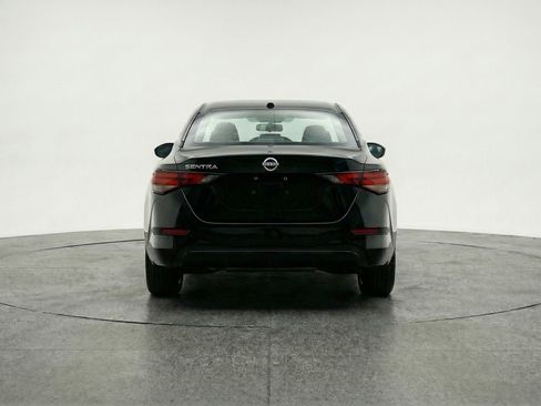 Used 2025 Nissan Sentra SV image 7