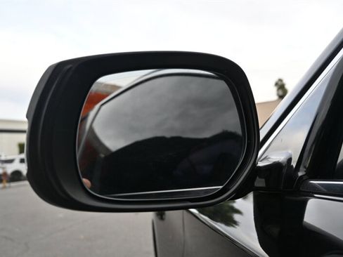 Used 2017 INFINITI Q50 3.0t Premium w/ 3.0T Premium Plus Package image 17