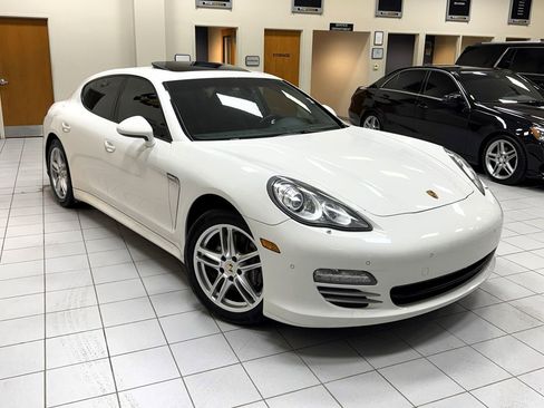 Used 2012 Porsche Panamera 4 image 7