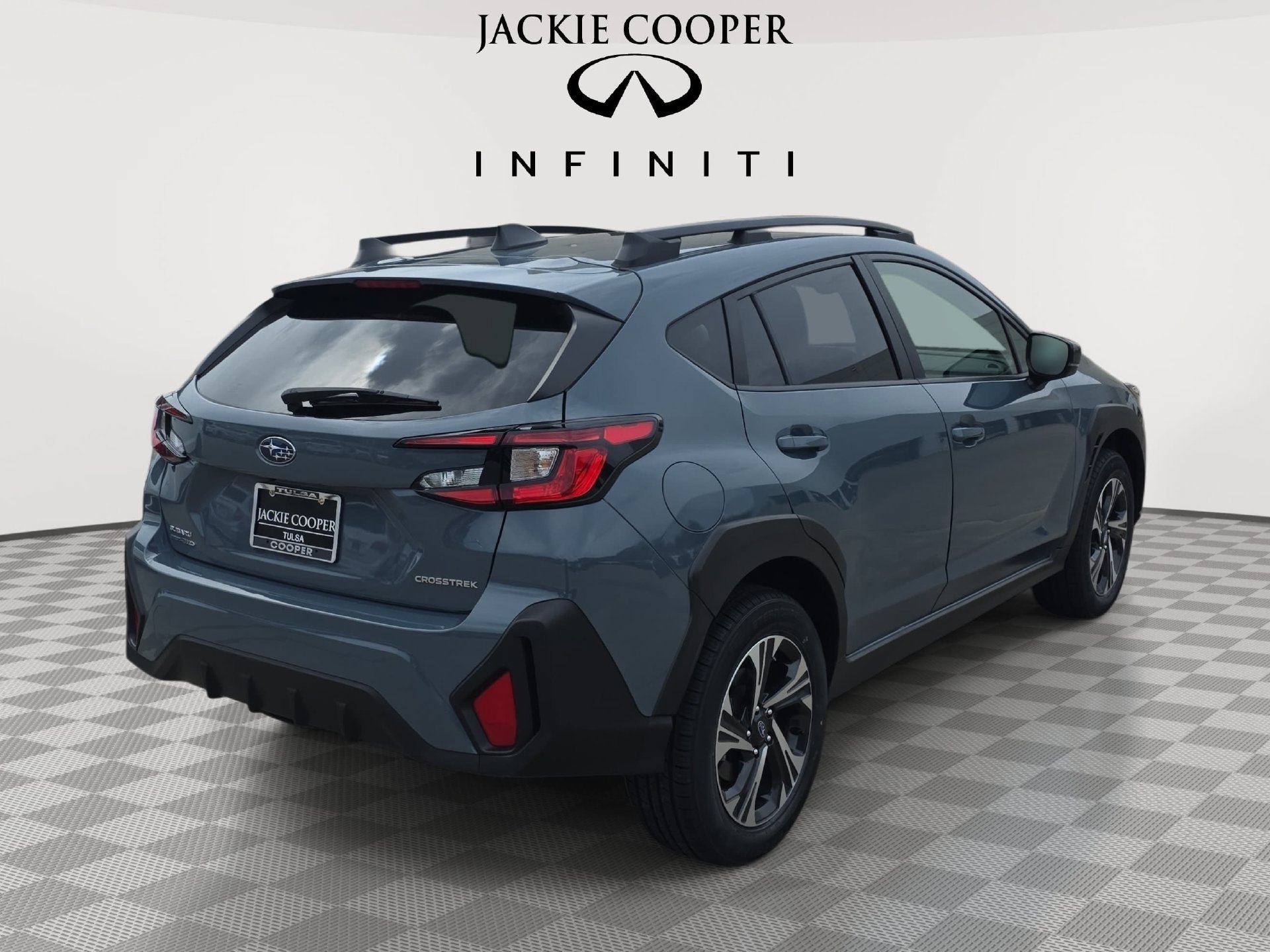Used 2024 Subaru Crosstrek 2.0i Premium AWD/4WD image 5