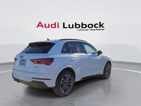 New 2025 Audi Q3 2.0T Premium image 8