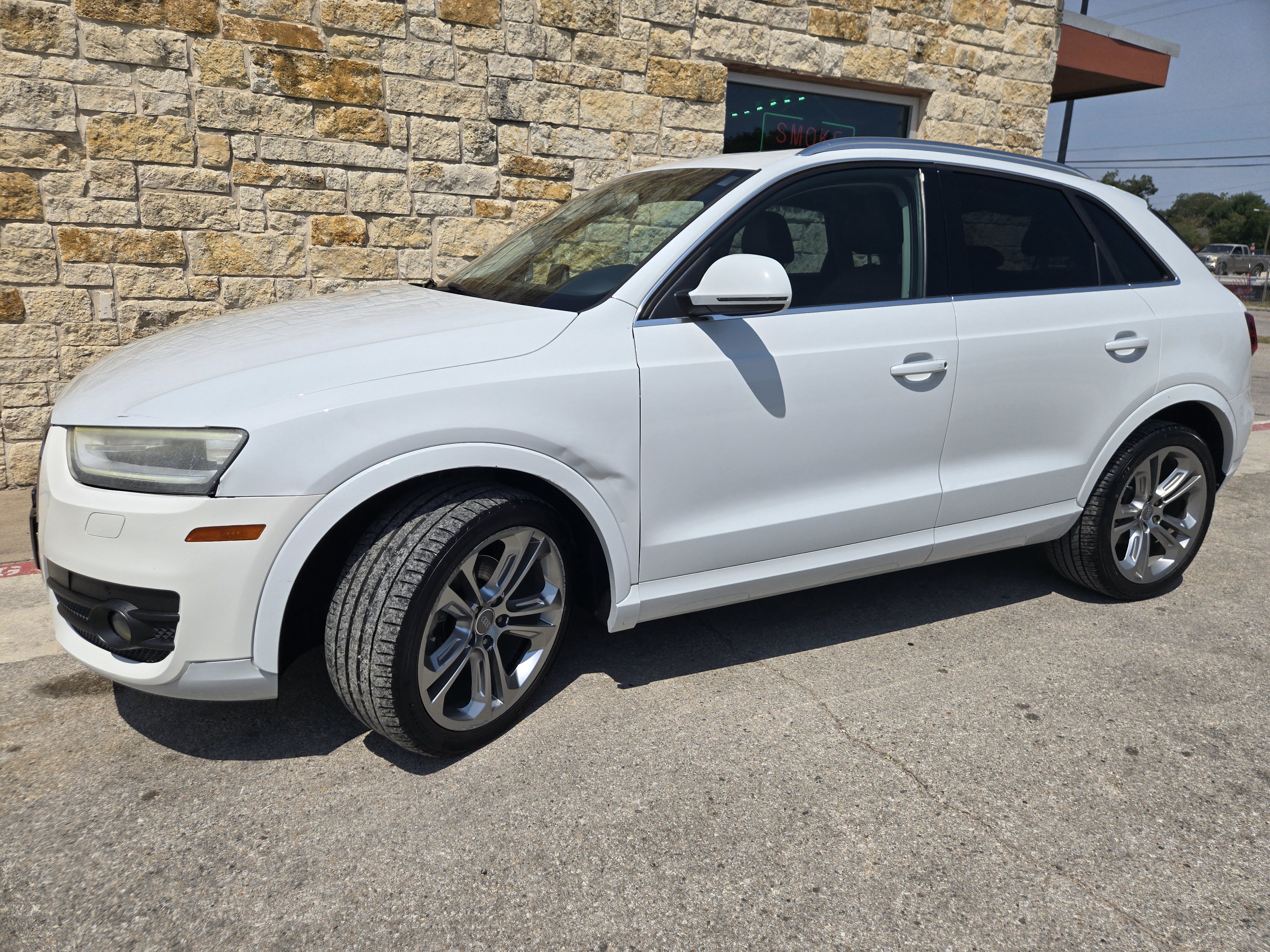 Used 2015 Audi Q3 2.0T Premium Plus AWD/4WD image 2