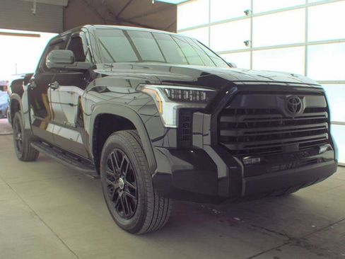 Used 2024 Toyota Tundra Limited image 4