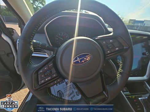 Used 2025 Subaru Outback Onyx Edition AWD/4WD image 13