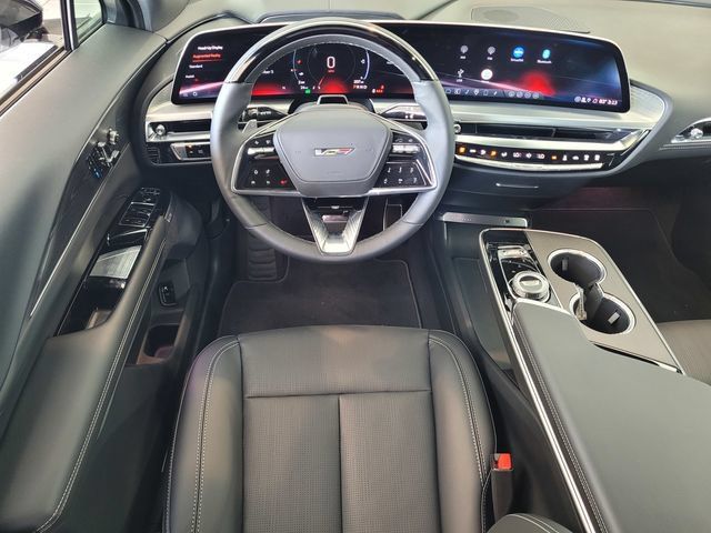 New 2026 Cadillac Lyriq V AWD/4WD image 16