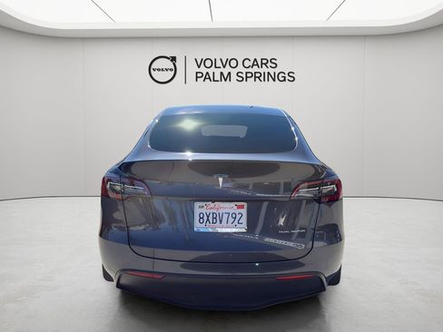 Used 2021 Tesla Model Y Long Range image 5