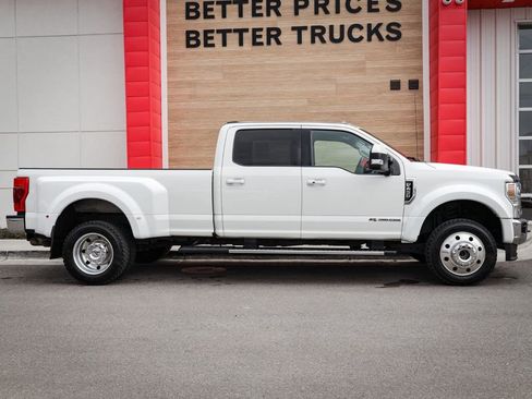 Used 2020 Ford F450 Lariat w/ Lariat Ultimate Package AWD/4WD image 2