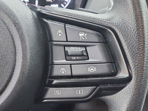 Used 2024 Subaru Crosstrek 2.0i Premium image 21