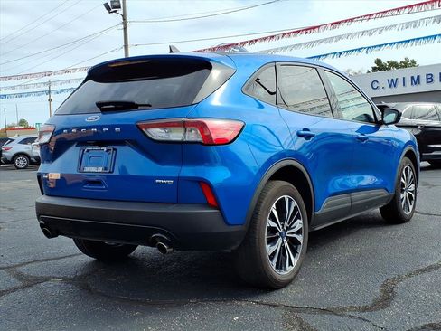 Used 2021 Ford Escape SE w/ SE Sport Appearance Package image 19