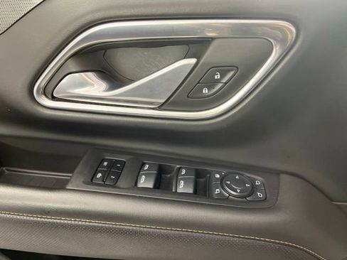 Used 2024 GMC Yukon XL AT4 w/ Technology Package AWD/4WD image 34