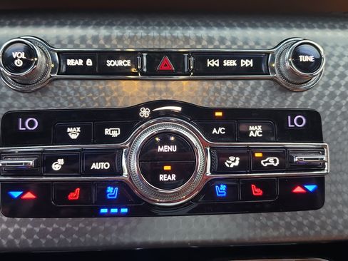 Used 2020 Lincoln Aviator Black Label w/ Dynamic Handling Package AWD/4WD image 17