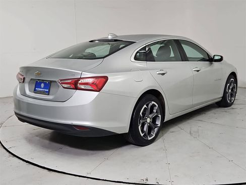 Used 2022 Chevrolet Malibu LT image 6