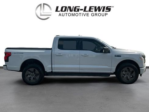 Used 2025 Ford F150 Lightning Flash AWD/4WD image 8