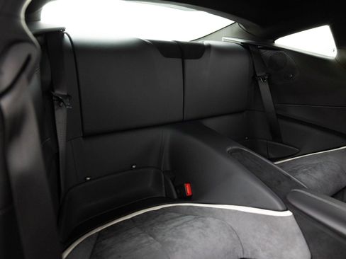 Certified 2021 Ferrari Roma RWD image 60