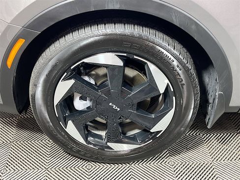 Used 2025 Kia Sorento EX w/ EX Panoramic Sunroof Package image 29