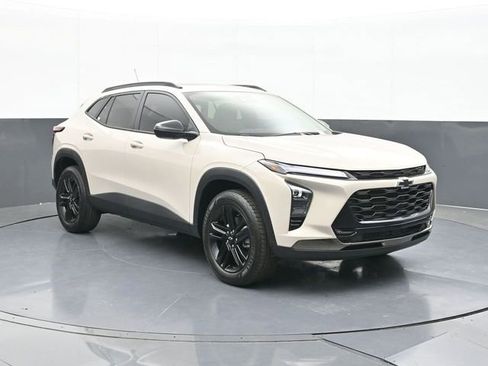 New 2026 Chevrolet Trax ACTIV w/ Sunroof Package FWD image 19