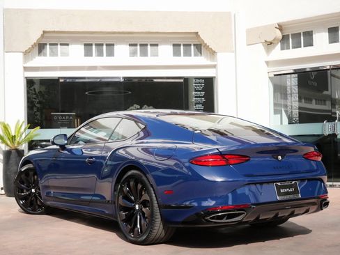 Used 2026 Bentley Continental GT AWD/4WD image 3
