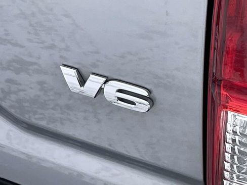 Used 2020 Toyota Tacoma SR image 11