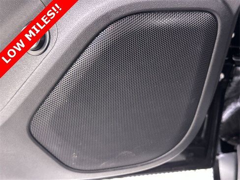 Used 2021 GMC Acadia SLE w/ Driver Convenience Package image 25