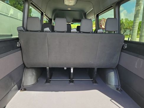 Used 2025 Mercedes-Benz Sprinter 2500 image 5