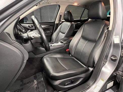 Used 2020 INFINITI Q50 Luxe image 4