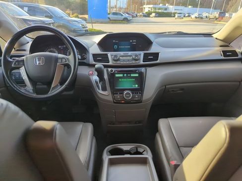 Used 2016 Honda Odyssey EX-L image 24