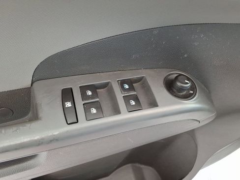 Used 2013 Chevrolet Sonic LT w/ Wheels and Fog Lamp Package FWD image 5