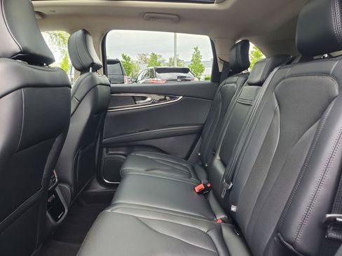 Certified 2022 Lincoln Nautilus Reserve AWD/4WD image 29