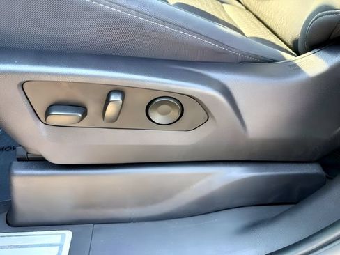 Used 2024 Chevrolet Silverado 1500 RST w/ Convenience Package II AWD/4WD image 19