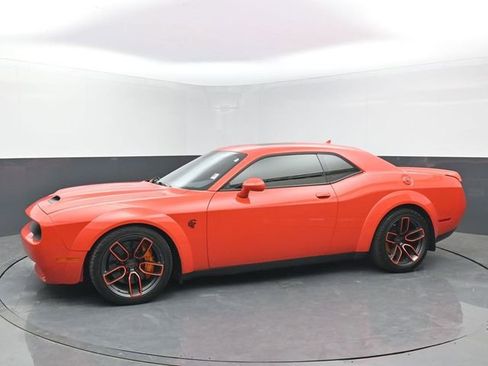 Used 2019 Dodge Challenger SRT Hellcat Redeye image 2