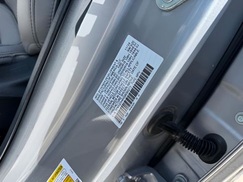 Certified 2025 Honda Pilot EX-L image 33