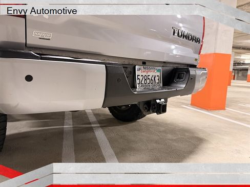 Used 2018 Toyota Tundra SR5 w/ TRD Off Road Package image 9