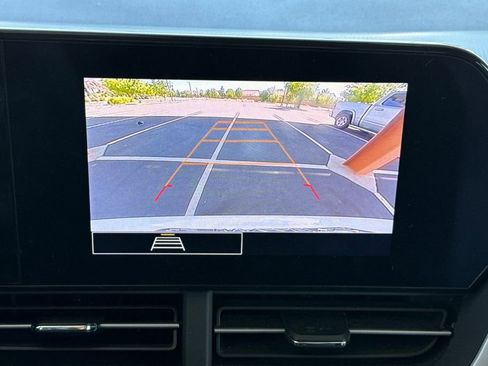 Used 2025 Chevrolet Trax LS FWD image 27