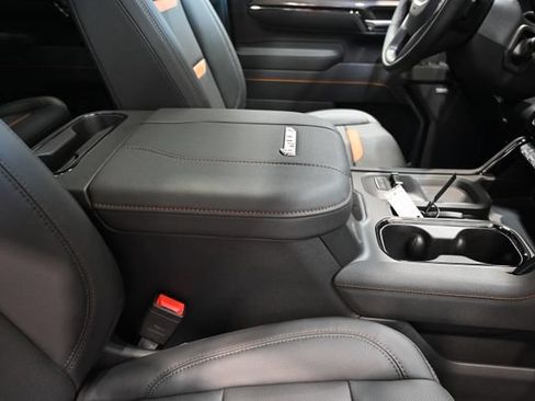 New 2026 GMC Sierra 2500 AT4 w/ AT4 Premium Plus Package AWD/4WD image 23