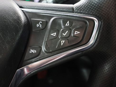 Used 2020 Chevrolet Malibu LS image 34