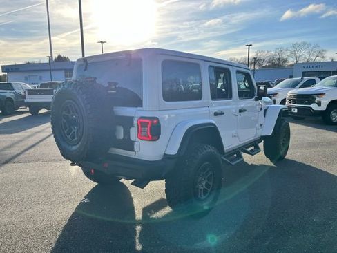 Used 2023 Jeep Wrangler Unlimited Rubicon 392 w/ Xtreme Recon 35" Tire Package AWD/4WD image 6