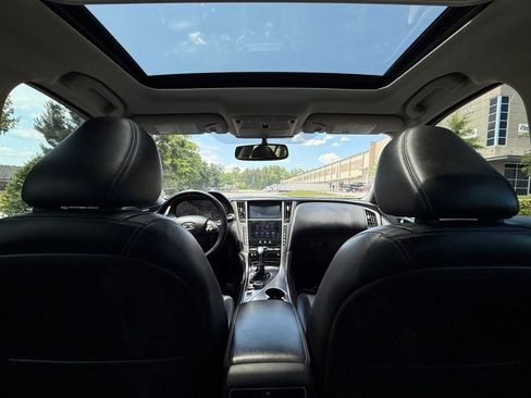 Used 2014 INFINITI Q50 Premium w/ Navigation Package RWD image 31
