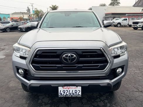 Used 2019 Toyota Tacoma SR5 image 2