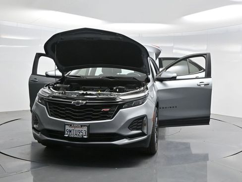 Used 2024 Chevrolet Equinox RS image 34