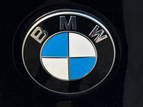 Used 2016 BMW M4 Convertible image 18