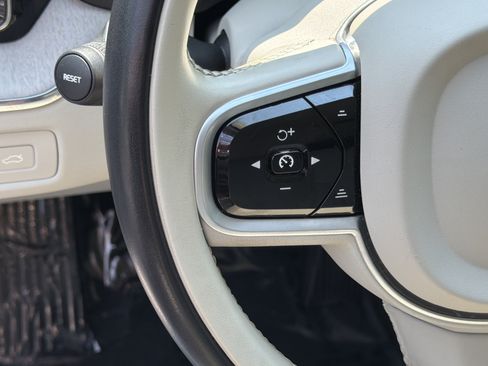 Used 2021 Volvo XC60 T5 Inscription w/ Advanced Package FWD image 19